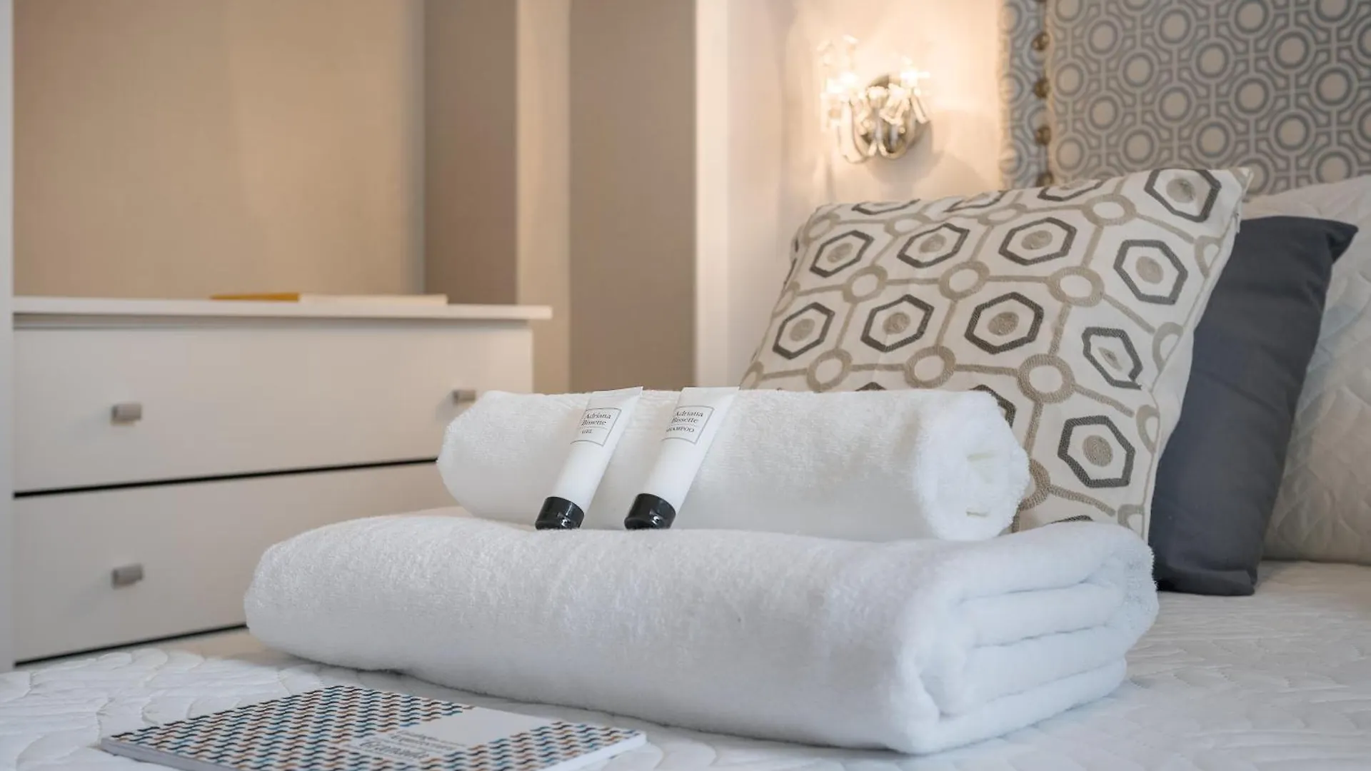 Apartment Luxury Suites San Isidro Granada