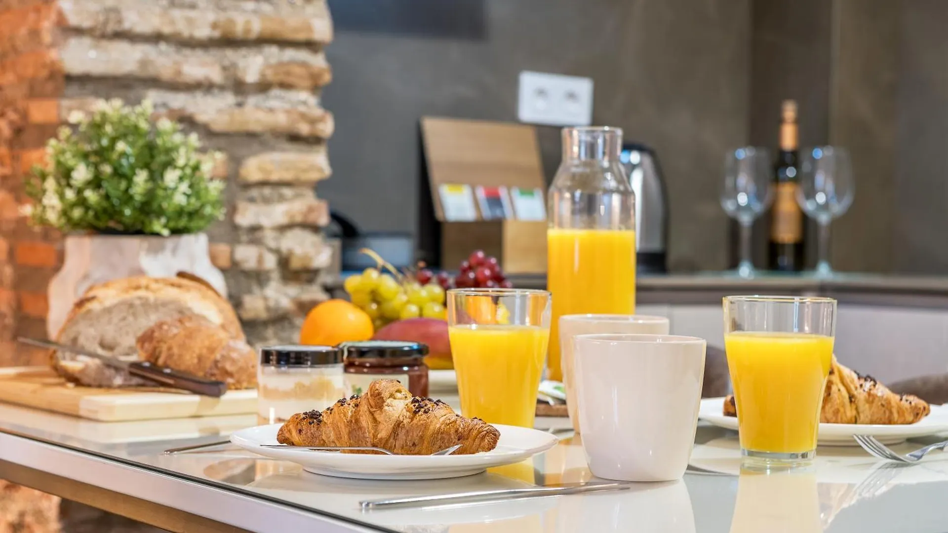 Luxury Suites San Isidro Granada Apartment