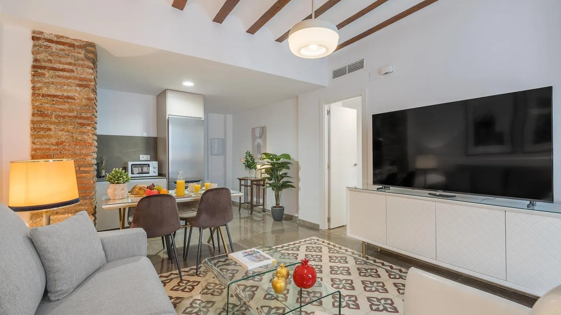 Luxury Suites San Isidro Granada Apartment