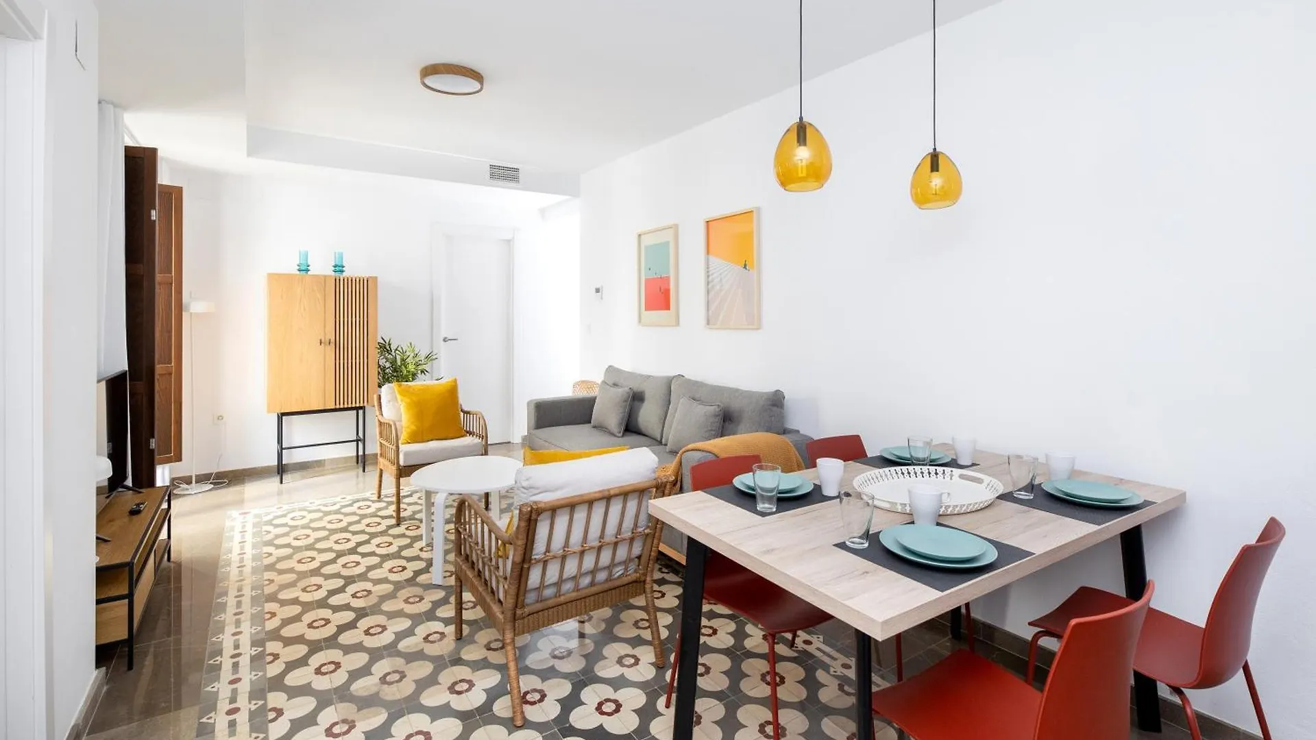 Home4U San Isidro B Гранада